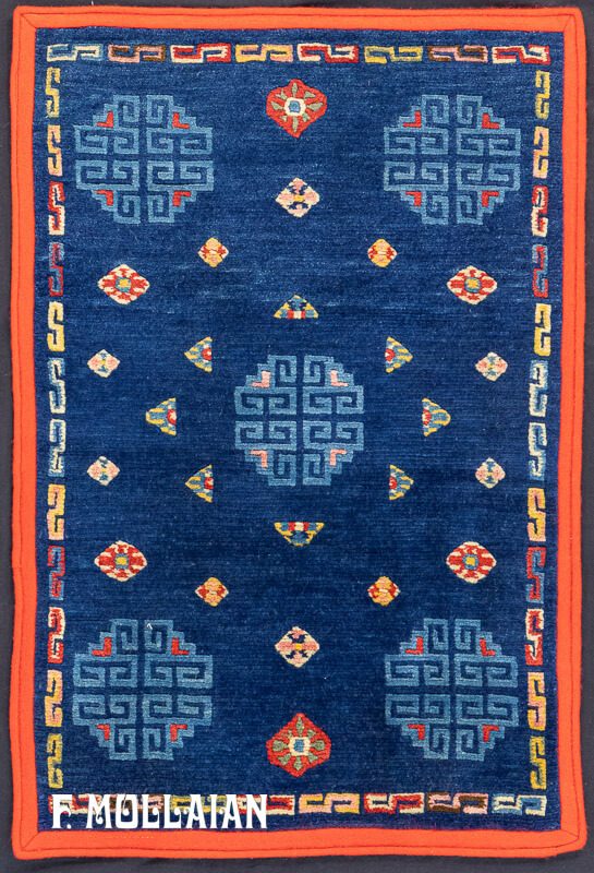 Antique Tibetan Rug n°:78743284